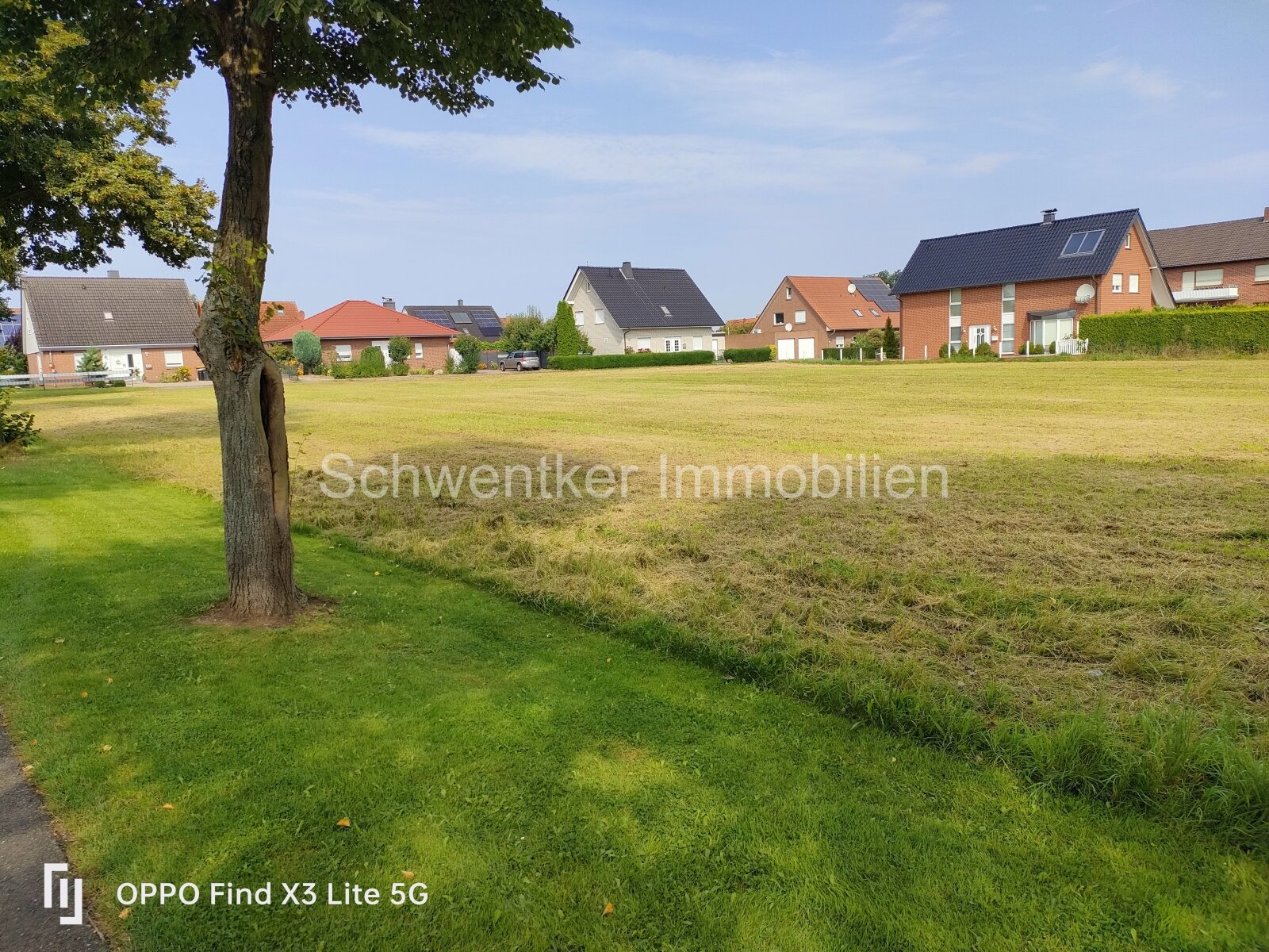 Grundstücksfoto