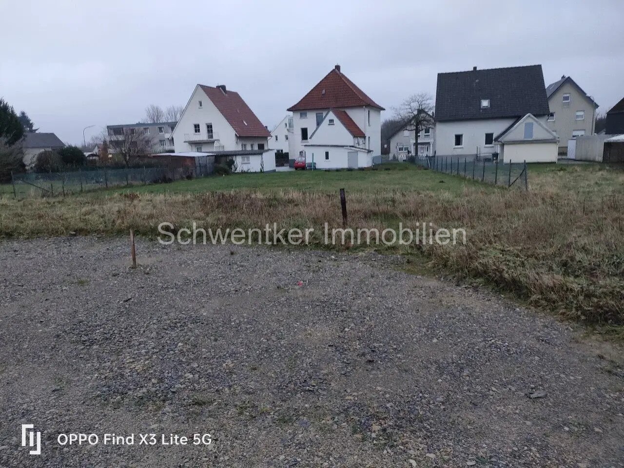 Grundstücksfoto