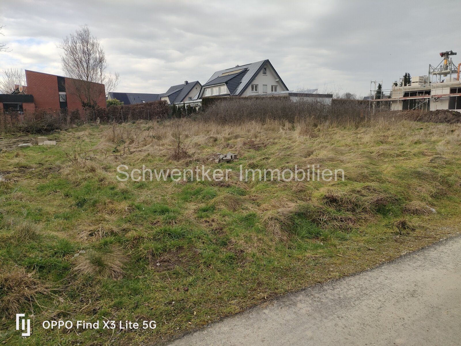 Grundstücksfoto